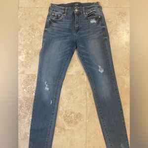 Aeropostale curvy jeans